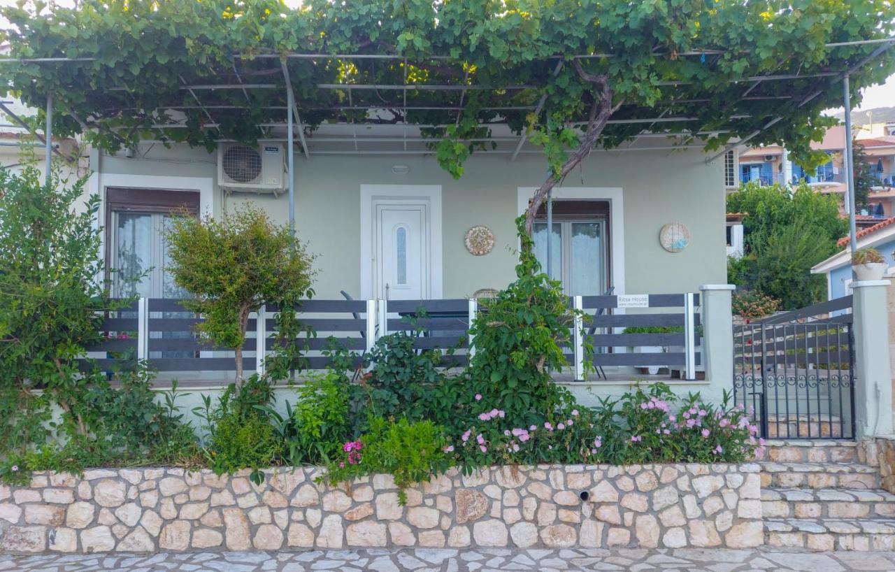 Ritsa House Villa Agia Efimia Buitenkant foto