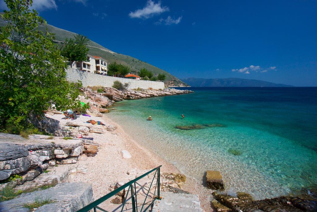 Ritsa House Villa Agia Efimia Buitenkant foto